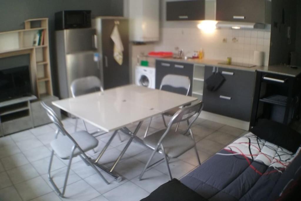 T2 Centre Ville, Wifi, Parking Béziers Buitenkant foto